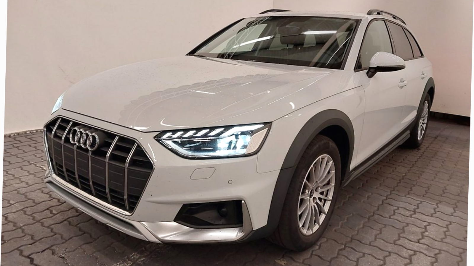 Audi A4 2023