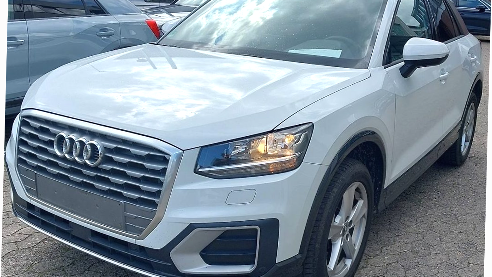Audi Q2