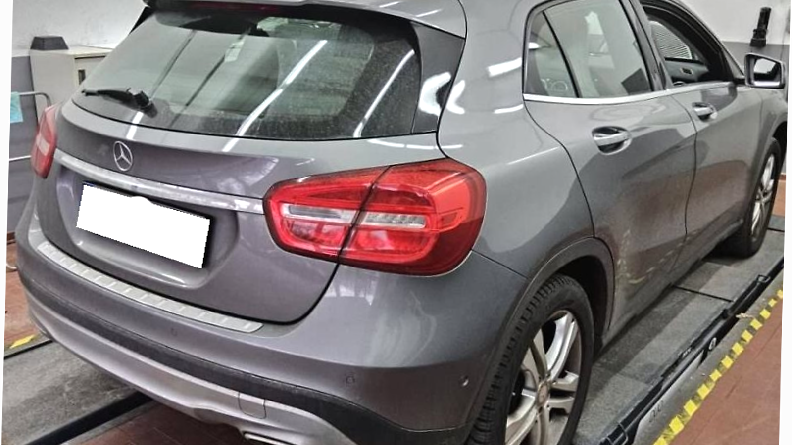 Foto coche 250